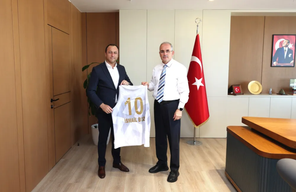 BANDIRMA BORDO BASKETBOL KULÜBÜNDEN REKTÖR BOZ’A NEZAKET ZİYARETİ