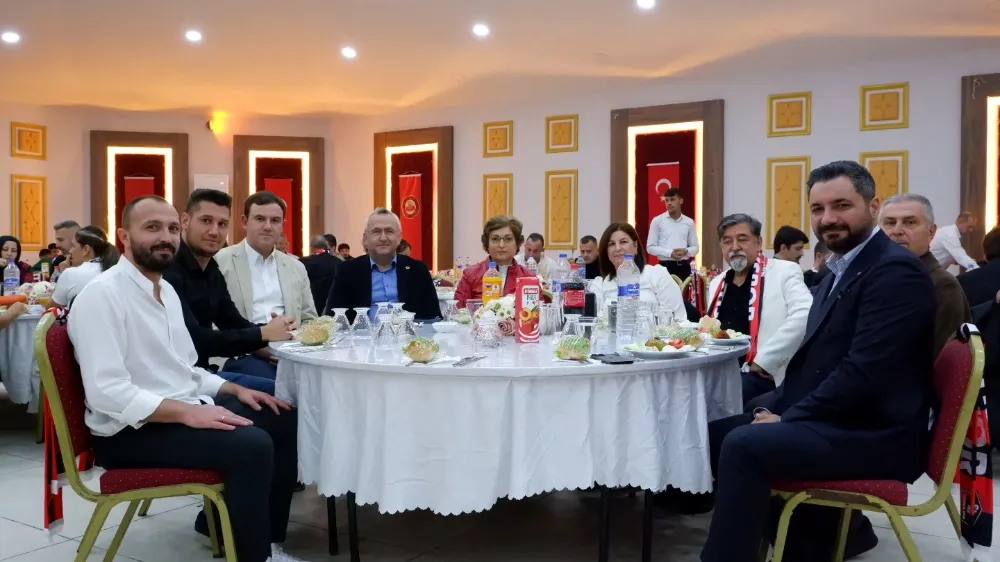 BEREKETLİ TOPRAKLAR SUSURLUK SPOR 50. YILINI KUTLADI