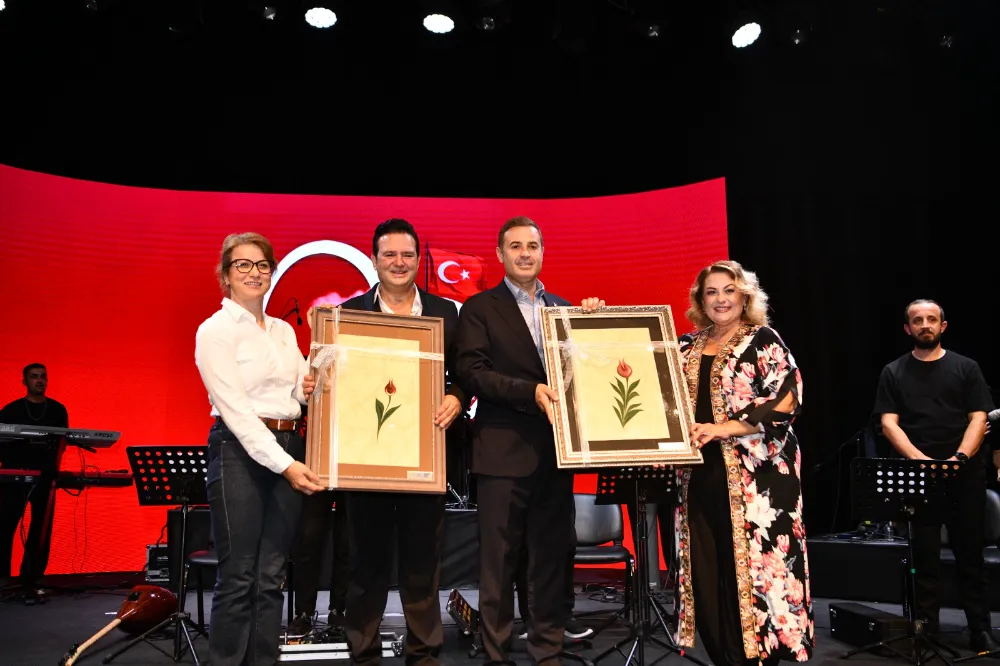 Balıkesirlilerden üç gün süren 10.10 etkinliklerine yoğun ilgi