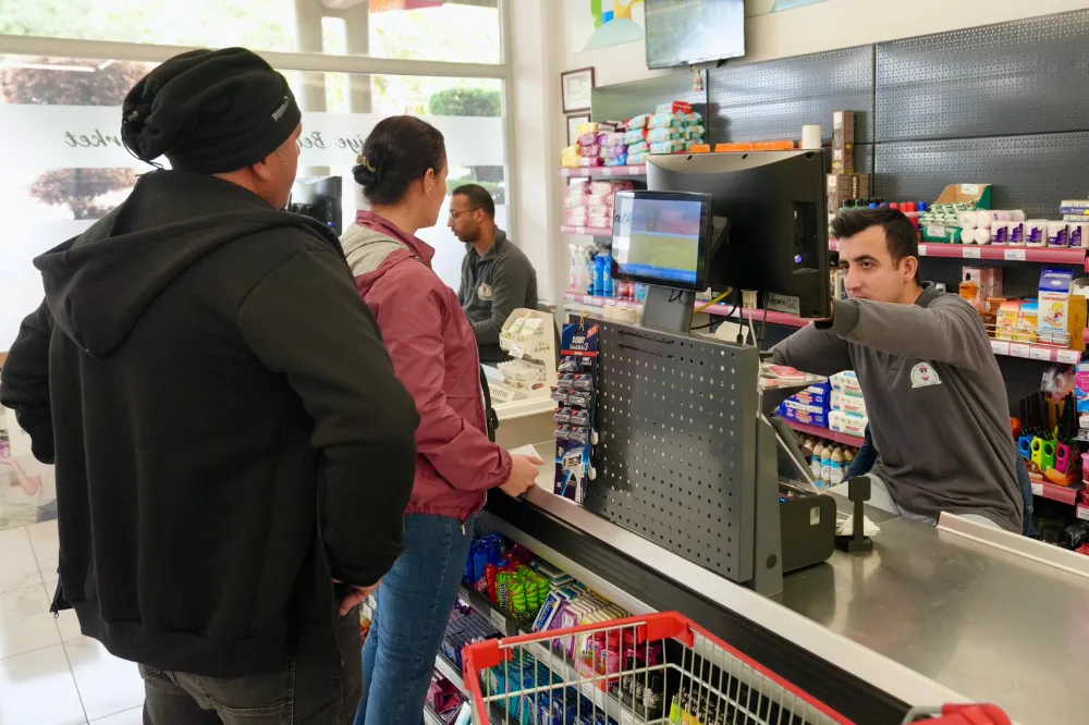 BURHANİYE BELEDİYESİ’NDEN HALKA HİZMET: HALK MARKET