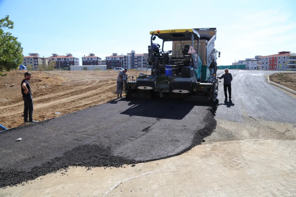 Edremit’te yeni köprünün çevre düzenlemesi tamamlanıyor