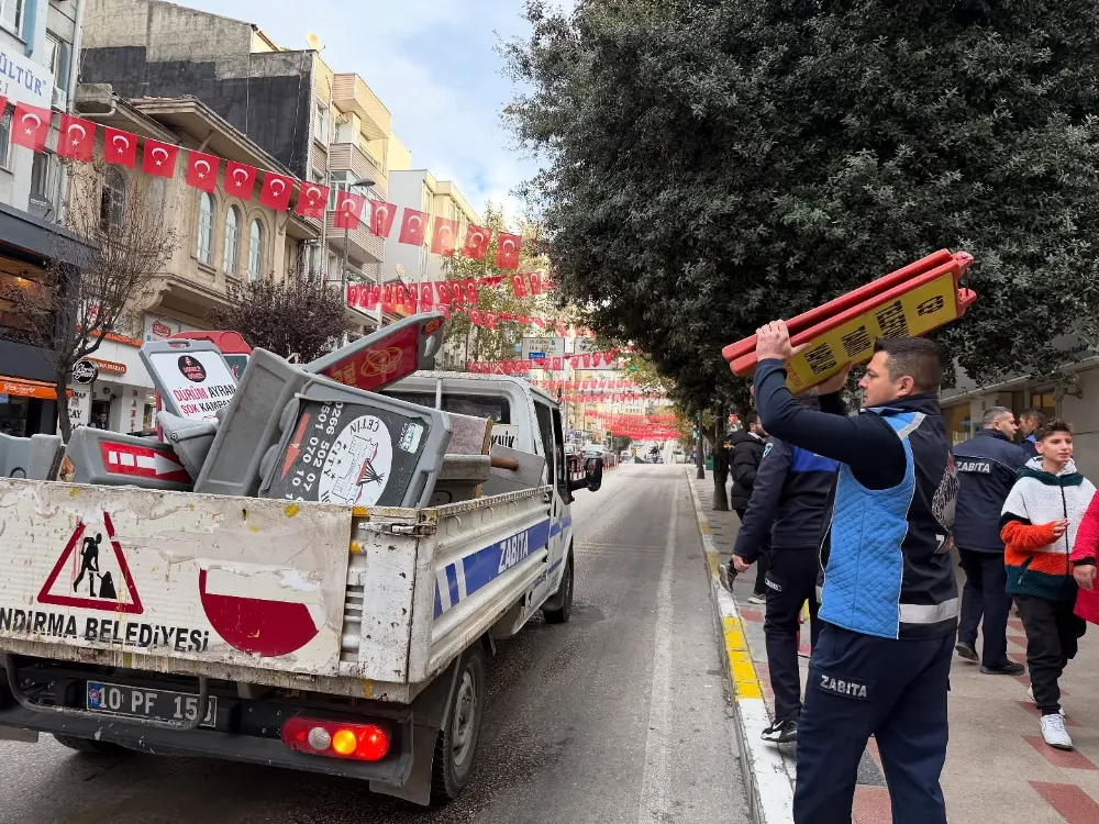 Bandırma Belediyesi’nden Kaldırım İşgali Denetimi: “Bandırma Hepimizin”