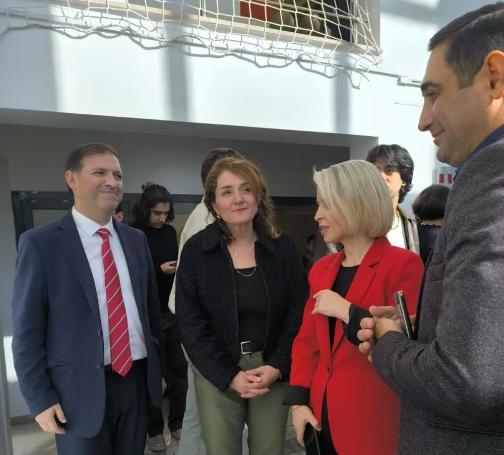 BAÜN Güzel Sanatlar Fakültesinde Cumhuriyetin 102. Yılı Anısına Özel Sergi