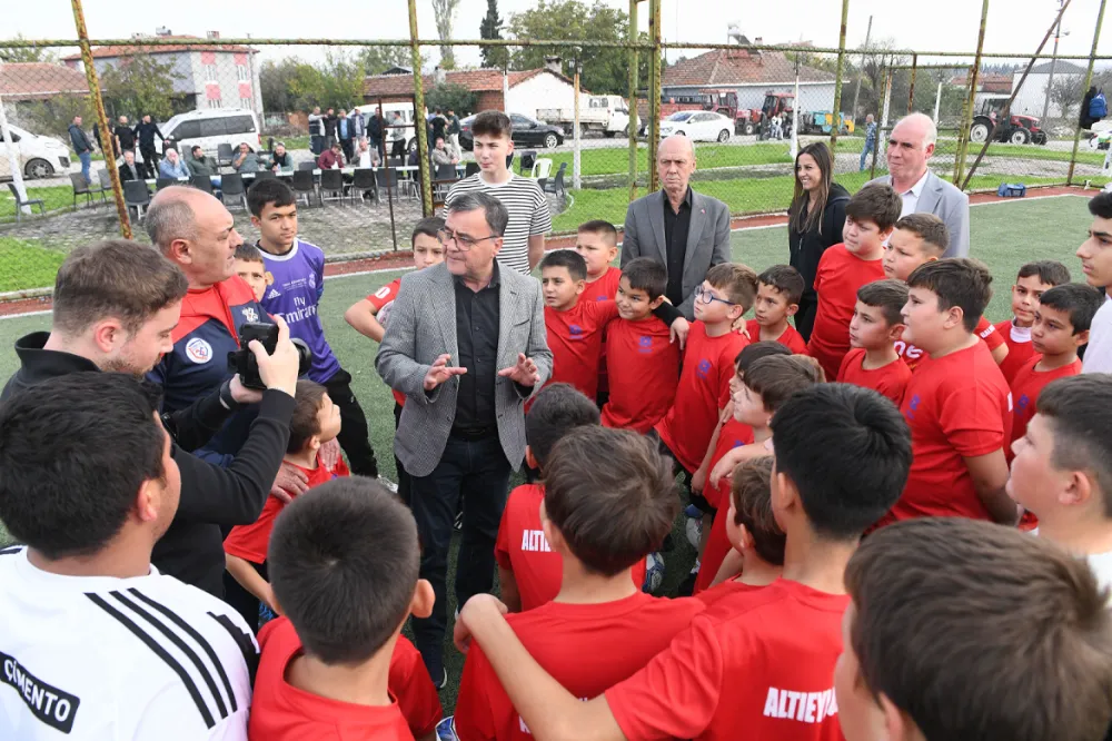 350 MİNİK SPORCU, 8 MAHALLEDE SPORUN BİRLEŞTİRİCİ GÜCÜYLE BULUŞTU