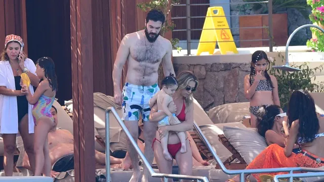 İsmail Ege Şaşmaz Ailesiyle Bodrum’da Görüntülendi!